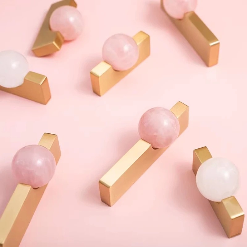 Furniture Hardware Drop Pulls - ลูกบอลคริสตัลสีขาว + มือจับเฟอร์นิเจอร์ทองเหลือง มือจับลิ้นชักตู้ มือจับตู้ครัว อุปกรณ์ตู้เสื้อผ้า